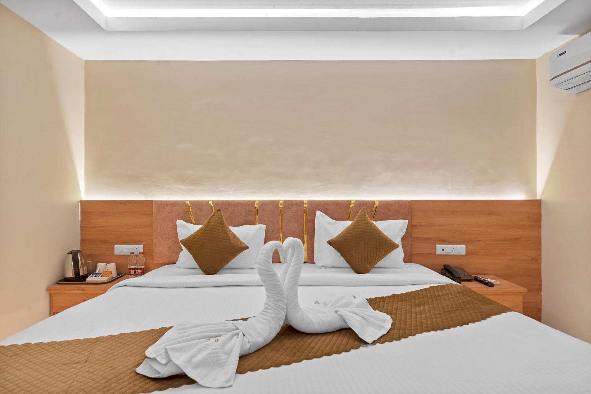 Hotel Sm Deccan Park Shamshabad Exterior foto
