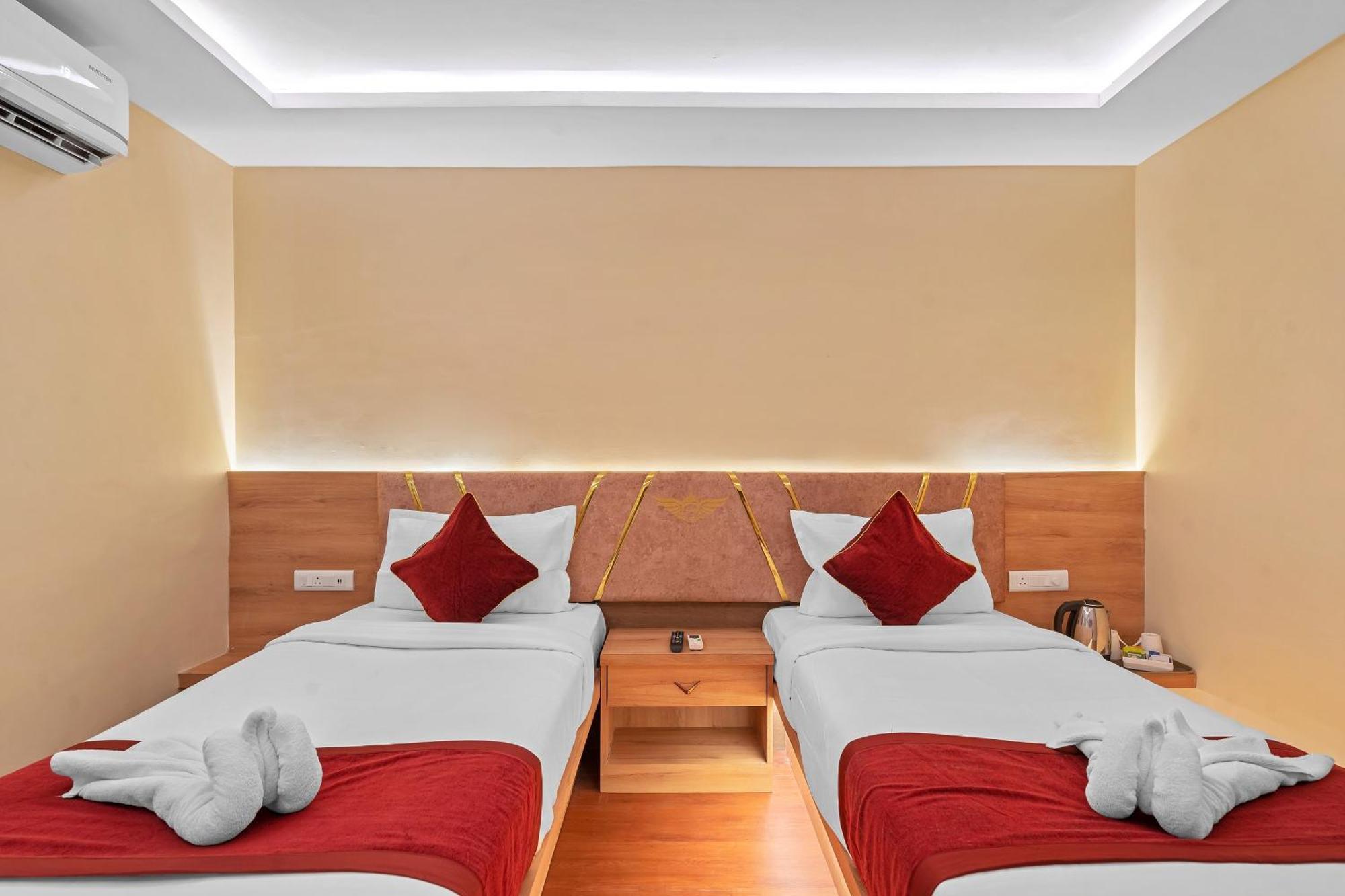 Hotel Sm Deccan Park Shamshabad Exterior foto